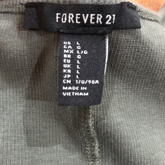 Forever 21 Green Ribbed Button Front Crop Top L - Picture 5 of 8